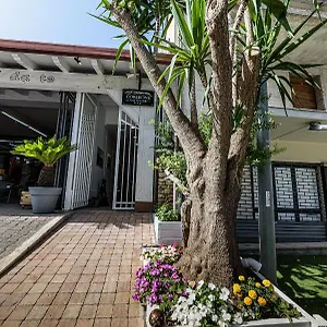 Corleone Guesthouse Frühstückspension