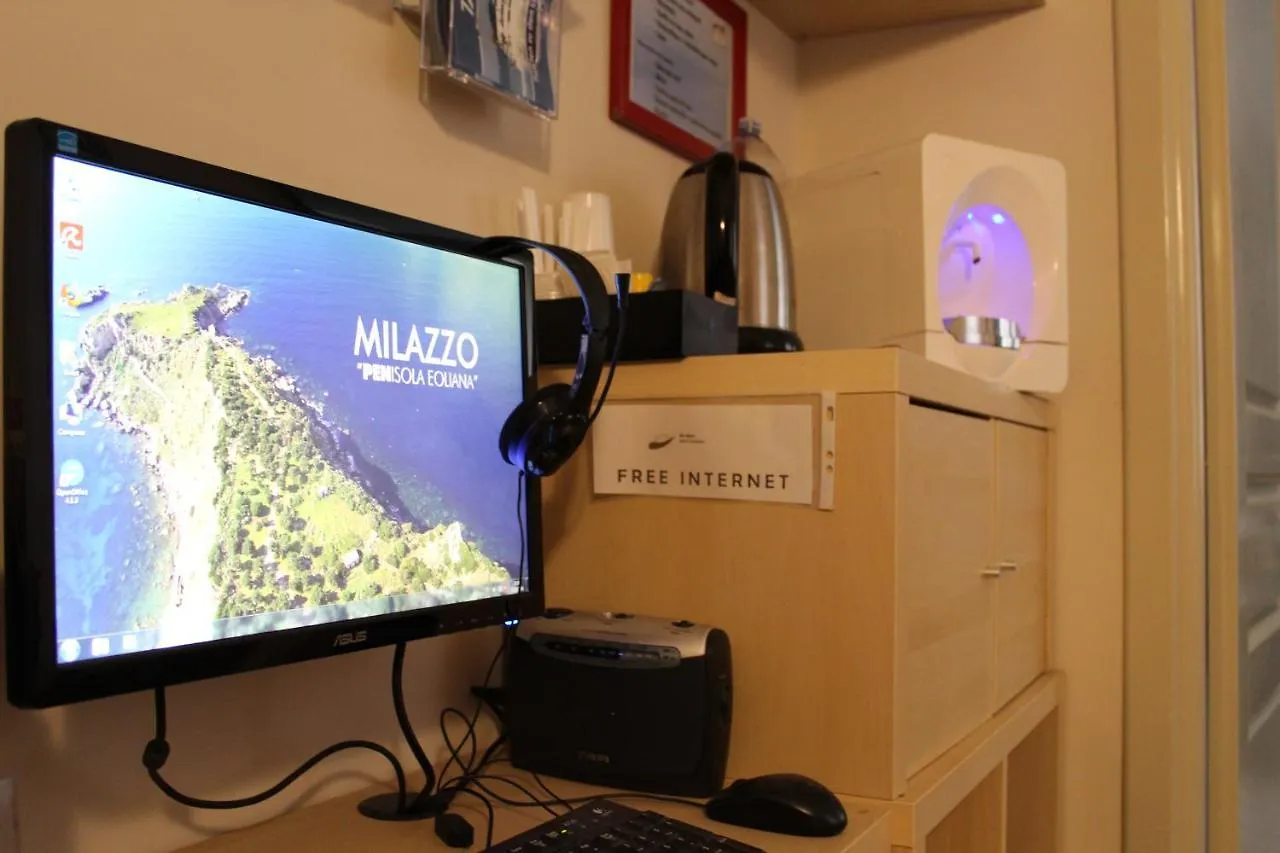 Bed and Breakfast Blu Mare - Milazzo 0*,  Italia
